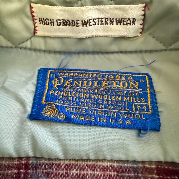 Pendleton Red and Cream Plaid mother o pearl buttons made in the US vintage - Picture 4 of 7